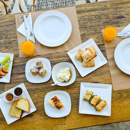 Botanica & 3* Kalawrita