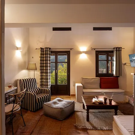 Kalavrita Botanica Hotel & Spa 3*